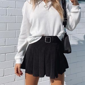 Brand new Princess Polly pleated skirt